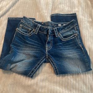Size 28 Capri Miss Me Jeans
